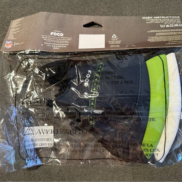 Seahawks Masks and Can Coolers - Picture 4 of 6